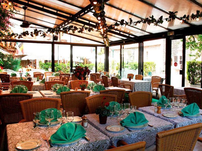 Logis Le Relais Imperial Hotell Saint-Vallier-de-Thiey Eksteriør bilde